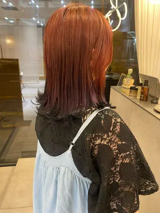 セミロング カラー 艶髪🌟髪質改善✨ Zinaヤマダ チサのヘアスタイル