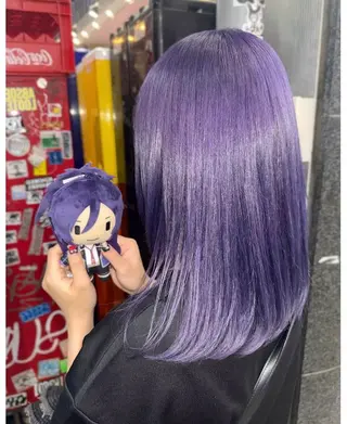 ミディアム カラー GARU-ガル-所属・TSUNO🦖 派手髪/オタク美容師のヘアスタイル