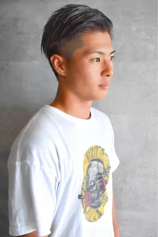 ショート カラー メンズ hair salon Glanzのヘアスタイル