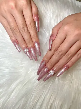 ネイル yurika 🌷.*･ﾟのネイルデザイン