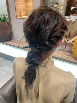 セミロング ヘアアレンジ 川越 輝梨奈のヘアスタイル