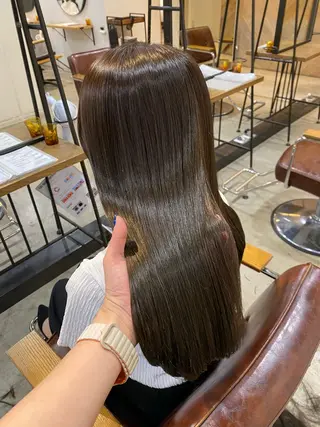 ロング カラー パーマ 平川 夏海のヘアスタイル