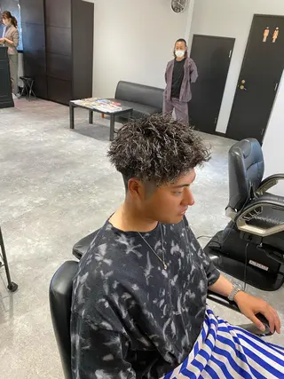 ショート パーマ メンズ 前田賢生 ご新規様はNGのヘアスタイル