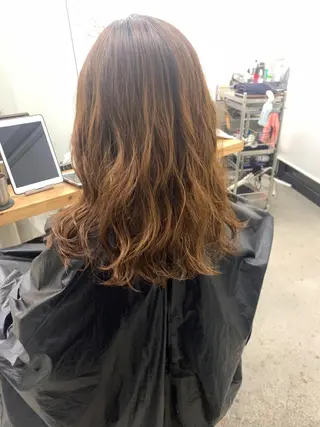 ミディアム パーマ leben serikaのヘアスタイル