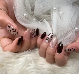 ネイル &ME ネイルサロンのネイルデザイン