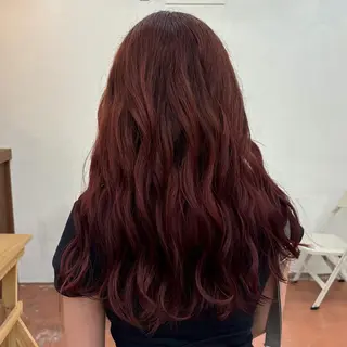 ロング カラー 山内 瑠莉のヘアスタイル