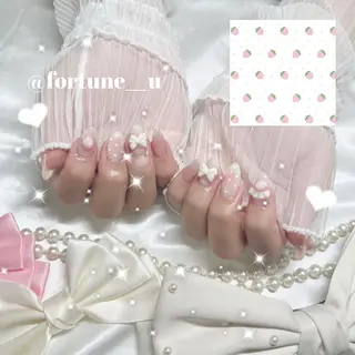 ネイル 💜5/4空✩.* Yuuna💜のネイルデザイン