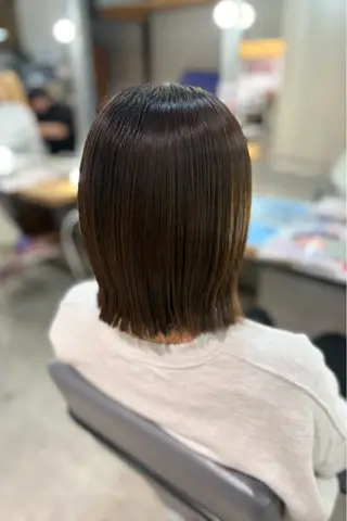ミディアム カラー 菊地 紗矢のヘアスタイル