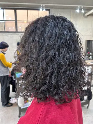 ロング パーマ メンズ メンズパーマ ジンのヘアスタイル