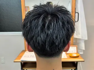 ショート メンズ フェードカット/メン ズパーマ特化🔥/森のヘアスタイル