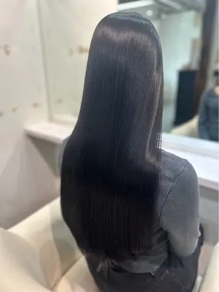 ロング レイヤー／Wカラー ／マッキーのヘアスタイル