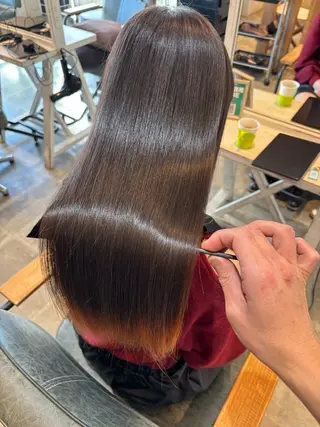 ロング SABO所属・⭐️縮毛矯正⭐️ 髪質改善特化⭐️海のヘアスタイル