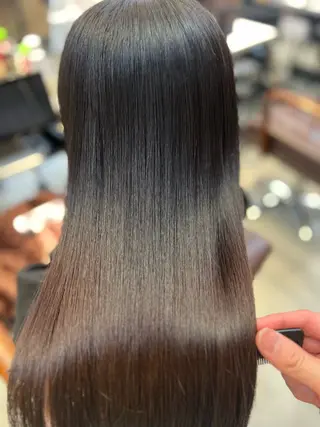 ロング ✨白髪解決✨ HIKARIのヘアスタイル