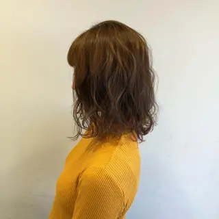 ミディアム 岩瀬 翔太のヘアスタイル