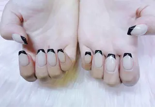 ネイル MoonNail ユリ🌸のネイルデザイン