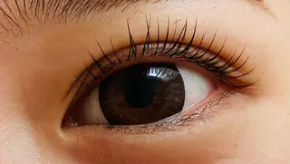 マツエク・マツパ Luana所属・高橋 都のマツエク・マツパデザイン