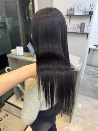 ロング カラー 赤み無し柔らかカラー 【梅田】madokaのヘアスタイル