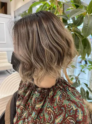 ショート カラー ヘアアレンジ シアーベージュニスト 🥣大石亜里紗のヘアスタイル