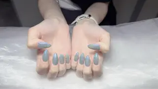 セミロング 戸井田 静香のネイルデザイン