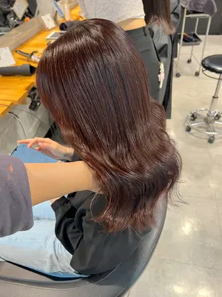 セミロング NANAMI🩵 大人可愛い韓国ヘアのヘアスタイル