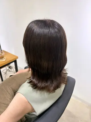 カラー anB アオイのヘアスタイル