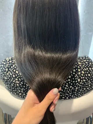 ロング 山下 千明のヘアスタイル