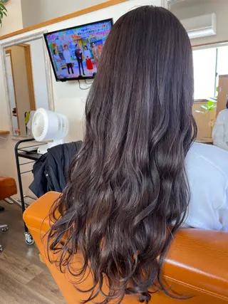 ロング カラー ラピスREIKA (女性限定)のヘアスタイル