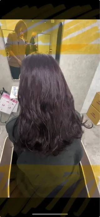 ロング 韓国風レイヤーカラー ライムのヘアスタイル