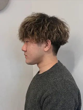 カラー パーマ メンズ セジールヘアメゾン所属・韓国レイヤー/透明感 カラー🐈曾根高のヘアスタイル