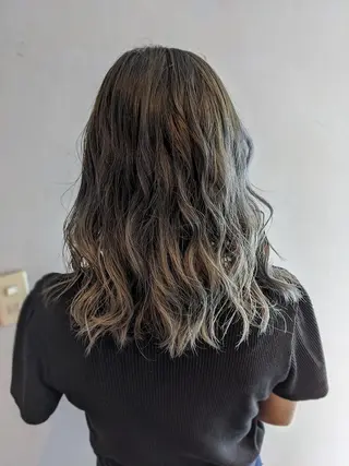 セミロング ヘアアレンジ カラー パピヨンロゼ 酸性/髪質改善のヘアスタイル