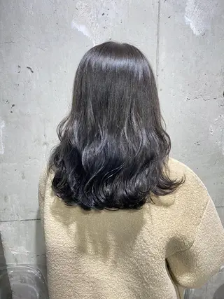 セミロング カラー エフェクトブリーチ 🌟前澤啓太朗のヘアスタイル