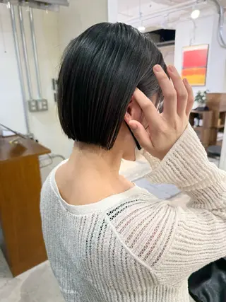 ミディアム 須藤 優真 切りっぱなしボブのヘアスタイル