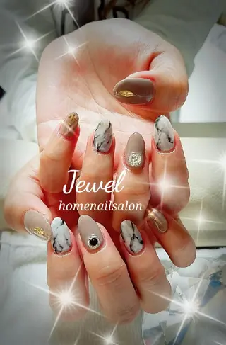 ネイル ＪＥＷＥＬ ＮＡＩＬのネイルデザイン