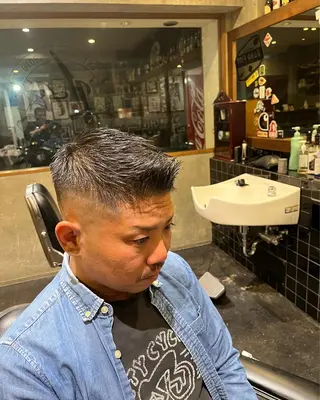 ショート 大西 完弥のヘアスタイル