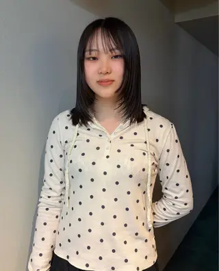 ミディアム 三浦 ふたばのヘアスタイル