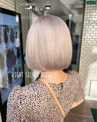 ショート カラー にしき さんのヘアスタイル