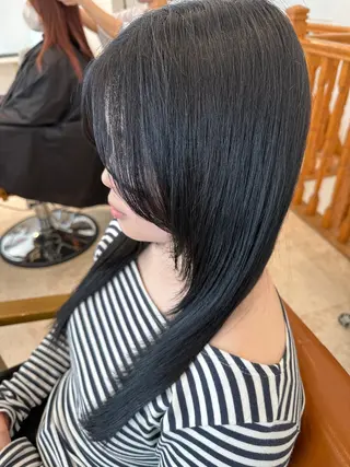 カラー 山口 珠莉のヘアスタイル