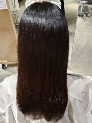 カラー LiV  shinobuのヘアスタイル