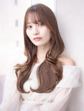 セミロング カラー パーマ ヘアアレンジ 🤍韓国風レイヤー/ 艶髪🤍鳥越美羽のヘアスタイル