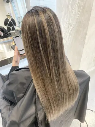 セミロング CARAT堺東 Aujua認定サロンのヘアスタイル