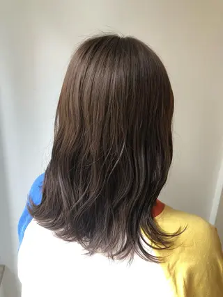 ミディアム カラー 🫧tomoka 透明感カラー🫧のヘアスタイル