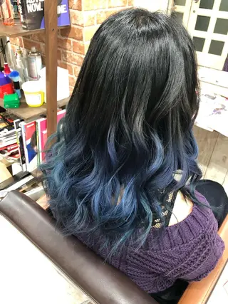 カラー みやもと まなみのヘアスタイル