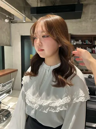 ミディアム nok kaoriのヘアスタイル