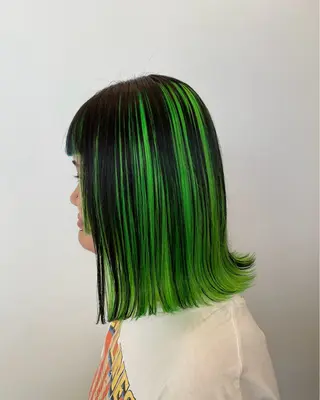 ショート カラー ブリーチ👩🦳/ ✂︎MANAMIのヘアスタイル