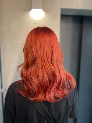 セミロング カラー 吉野 瑳桜のヘアスタイル