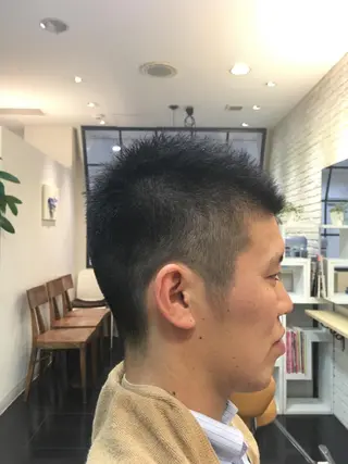 ショート メンズ 石田 有矢のヘアスタイル