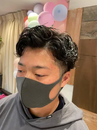 ショート パーマ メンズ ナカムラ イヅミのヘアスタイル