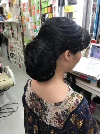 ヘアアレンジ 上辻 博司のヘアスタイル