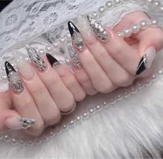 ネイル HIN NAILのネイルデザイン