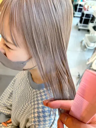 ミディアム カラー パーマ ヘアアレンジ レイヤー専門家 ダブルカラー修のヘアスタイル